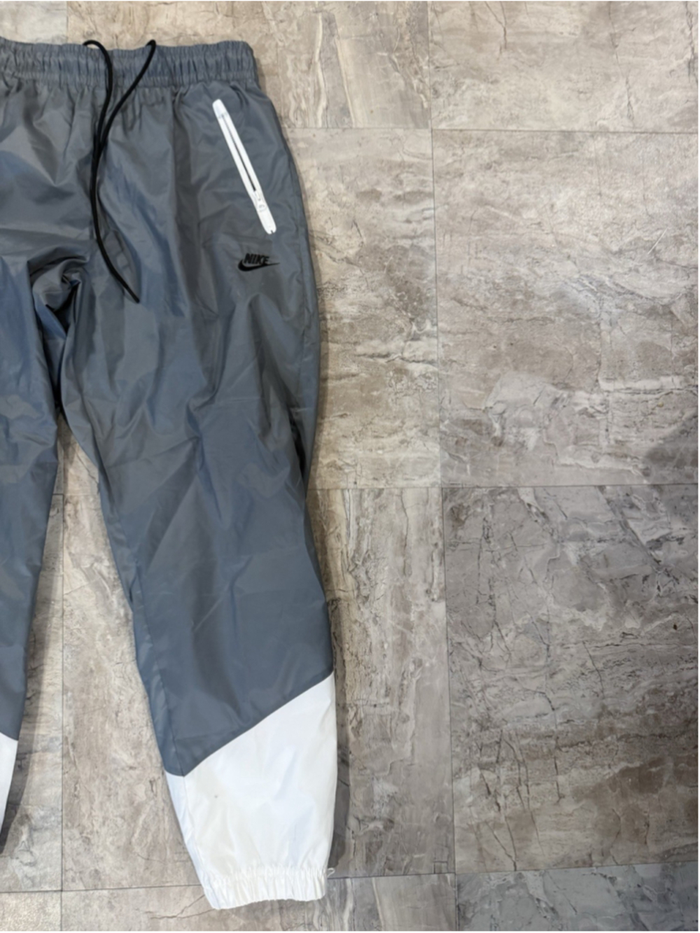 Nike Windrunner Men's Woven Lined Pants Grey/White DX0653-084 Size Large